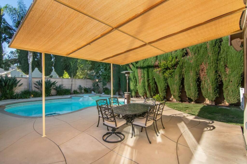 Large Home With Pool + Jacuzzi Los Angeles Exterior foto